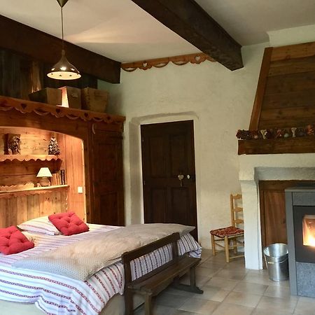 Les Means Bed & Breakfast Meolans-Revel Dış mekan fotoğraf