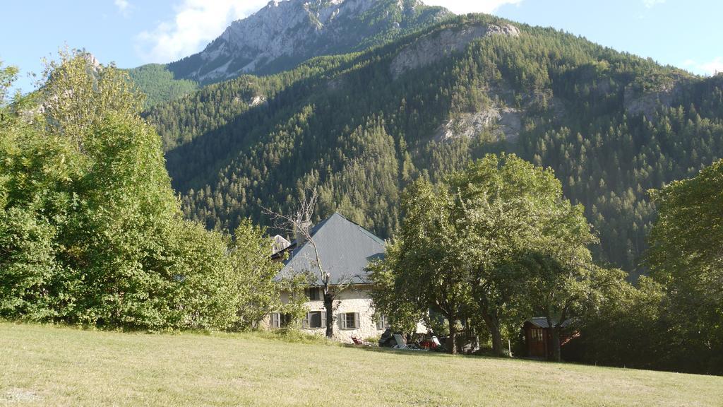 Les Means Bed & Breakfast Meolans-Revel Dış mekan fotoğraf