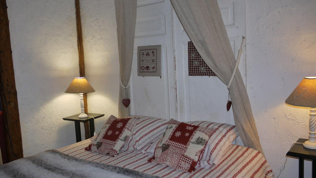 Les Means Bed & Breakfast Meolans-Revel Dış mekan fotoğraf