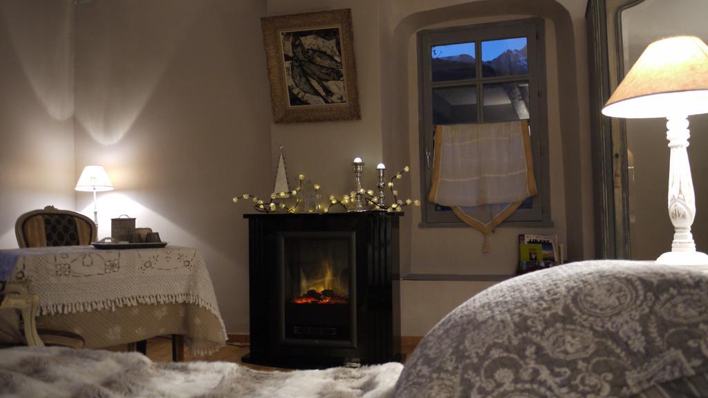 Les Means Bed & Breakfast Meolans-Revel Dış mekan fotoğraf