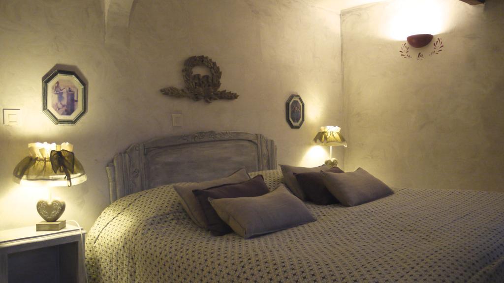 Les Means Bed & Breakfast Meolans-Revel Dış mekan fotoğraf