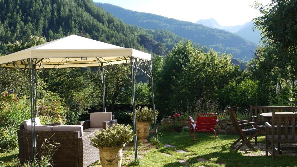 Les Means Bed & Breakfast Meolans-Revel Dış mekan fotoğraf