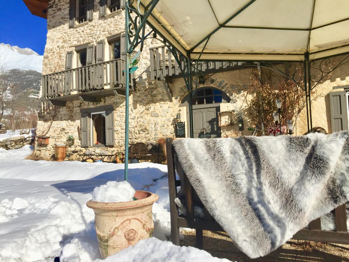 Les Means Bed & Breakfast Meolans-Revel Dış mekan fotoğraf