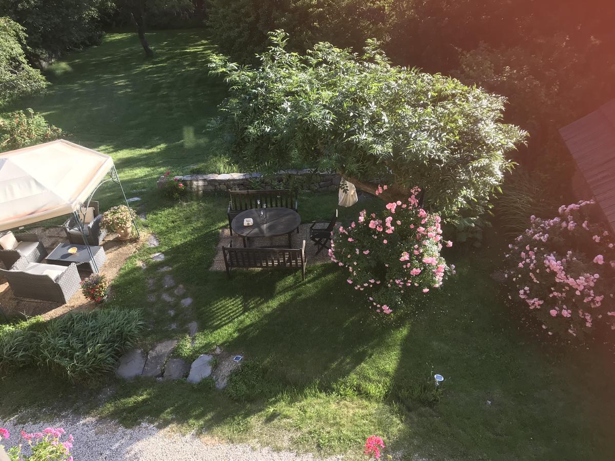 Les Means Bed & Breakfast Meolans-Revel Dış mekan fotoğraf