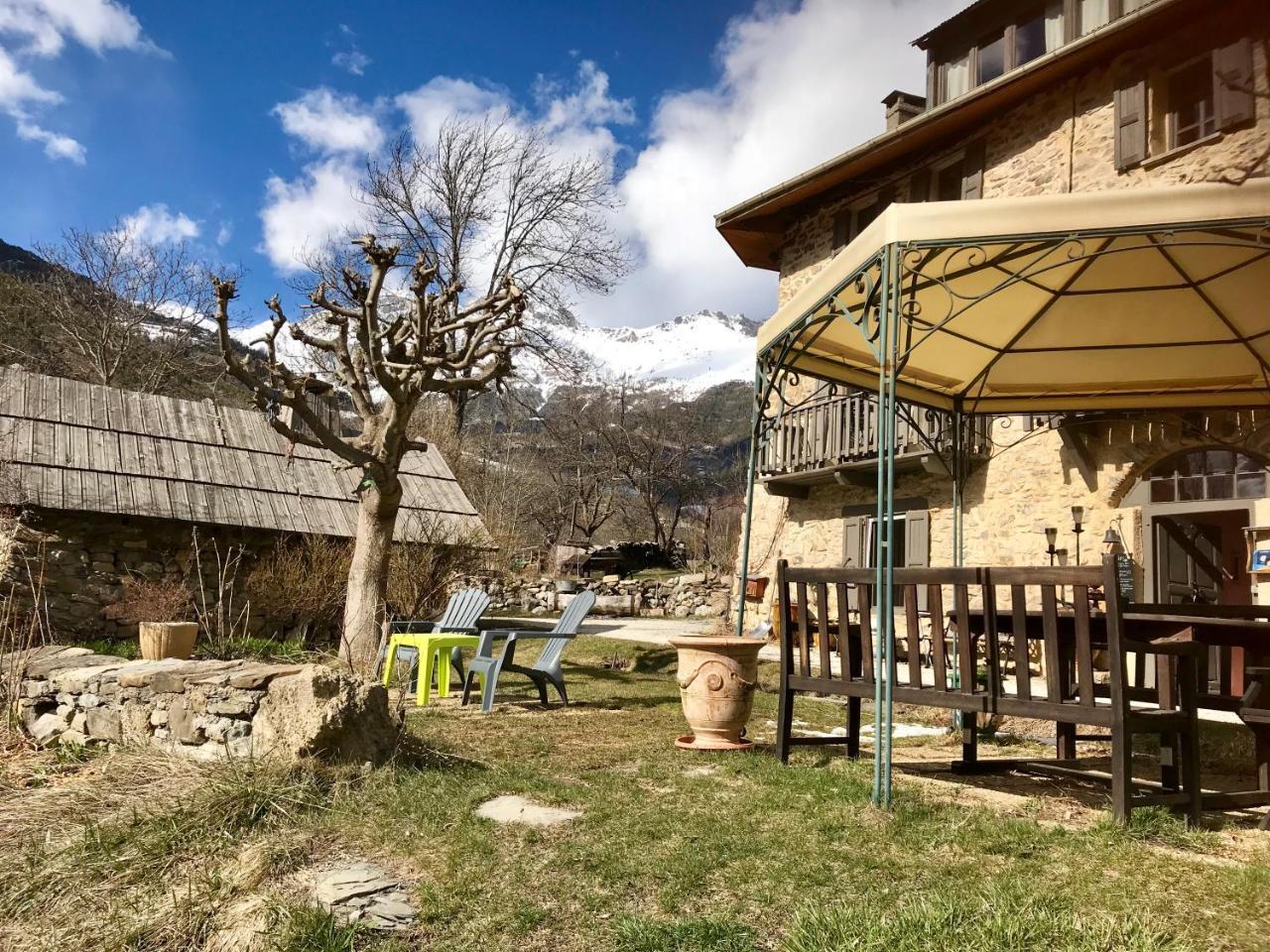 Les Means Bed & Breakfast Meolans-Revel Dış mekan fotoğraf