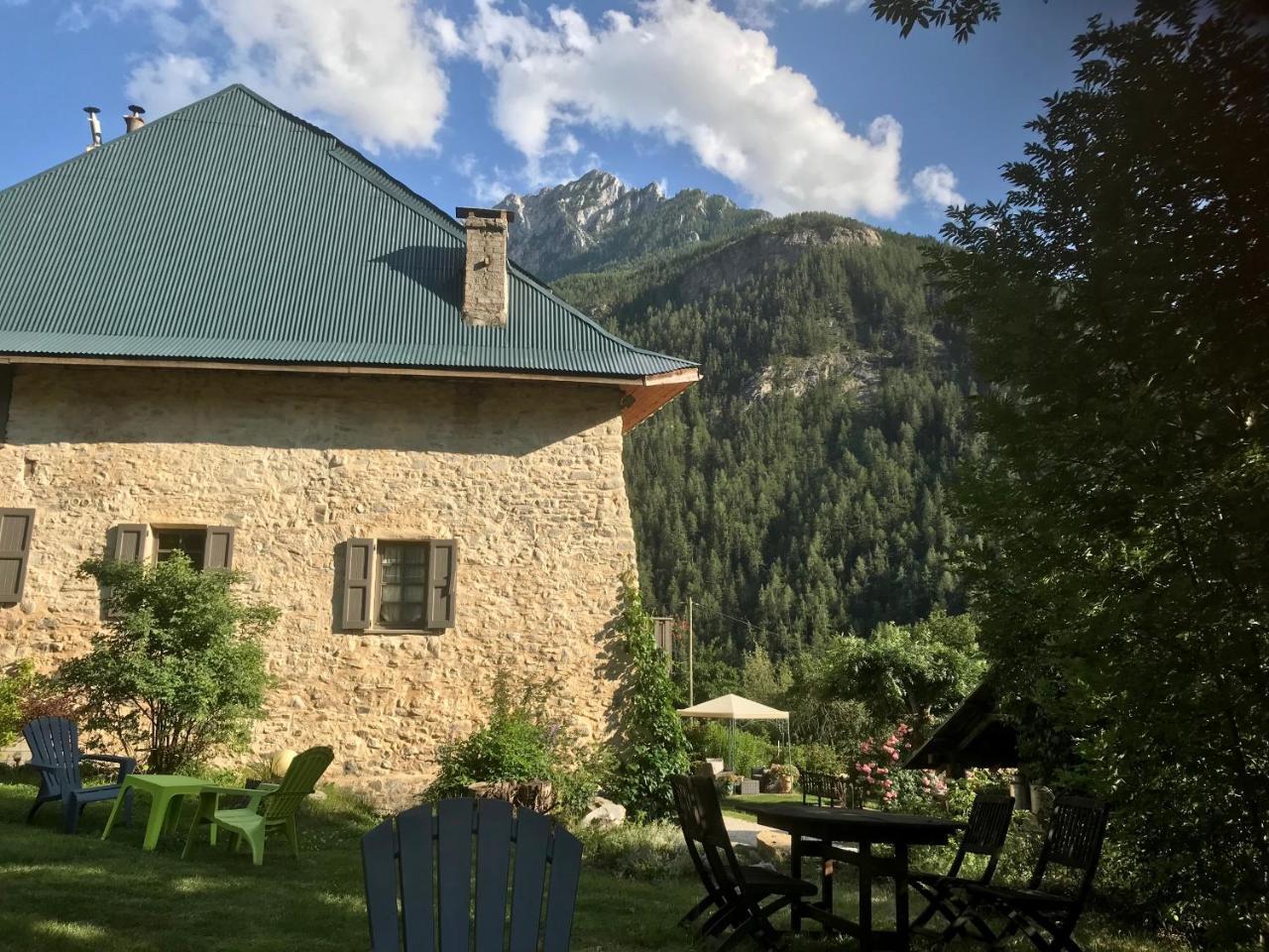 Les Means Bed & Breakfast Meolans-Revel Dış mekan fotoğraf