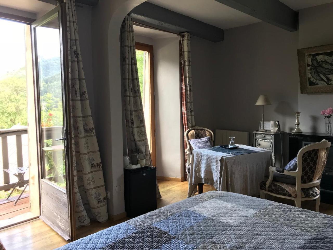 Les Means Bed & Breakfast Meolans-Revel Dış mekan fotoğraf